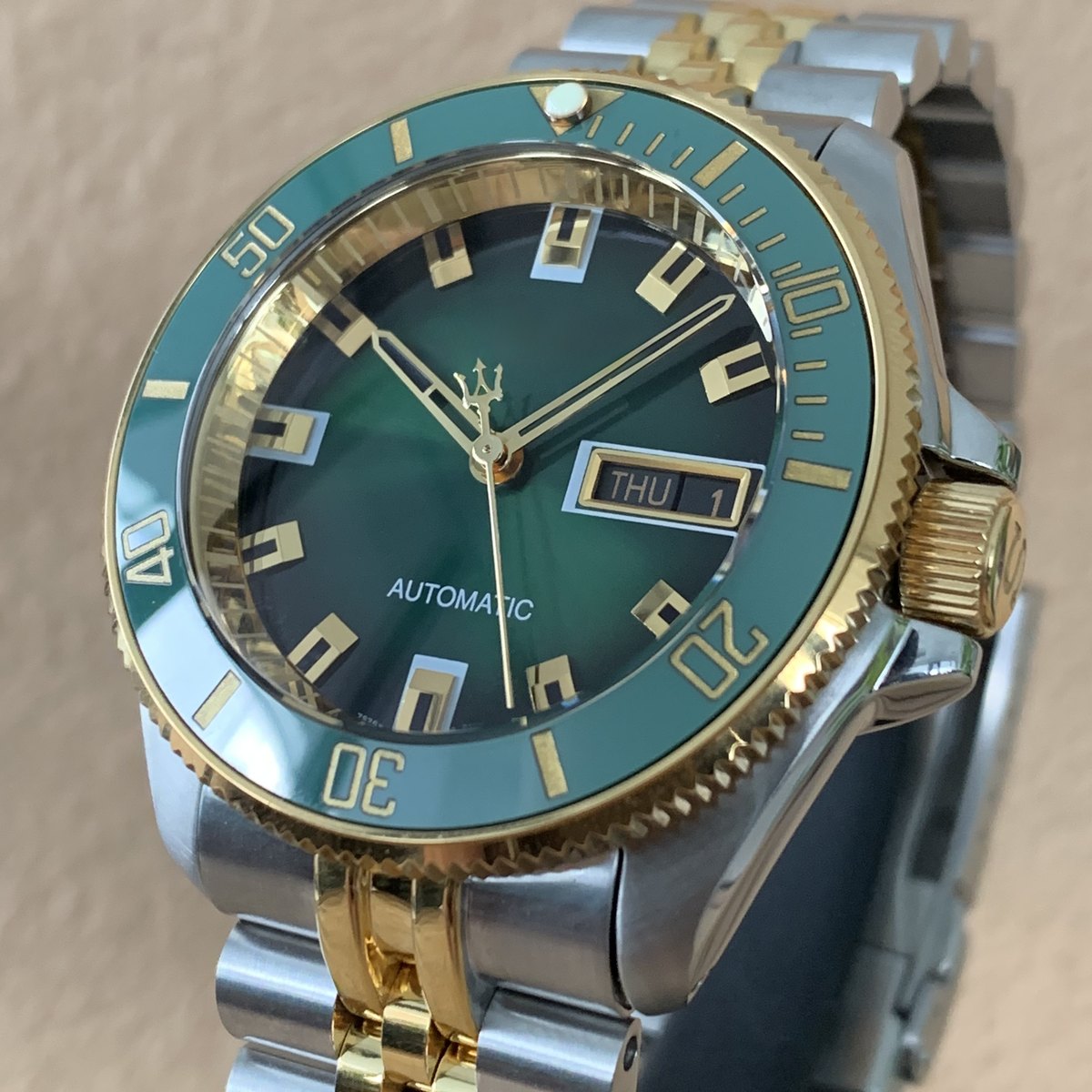 Contemporary OEM · 20