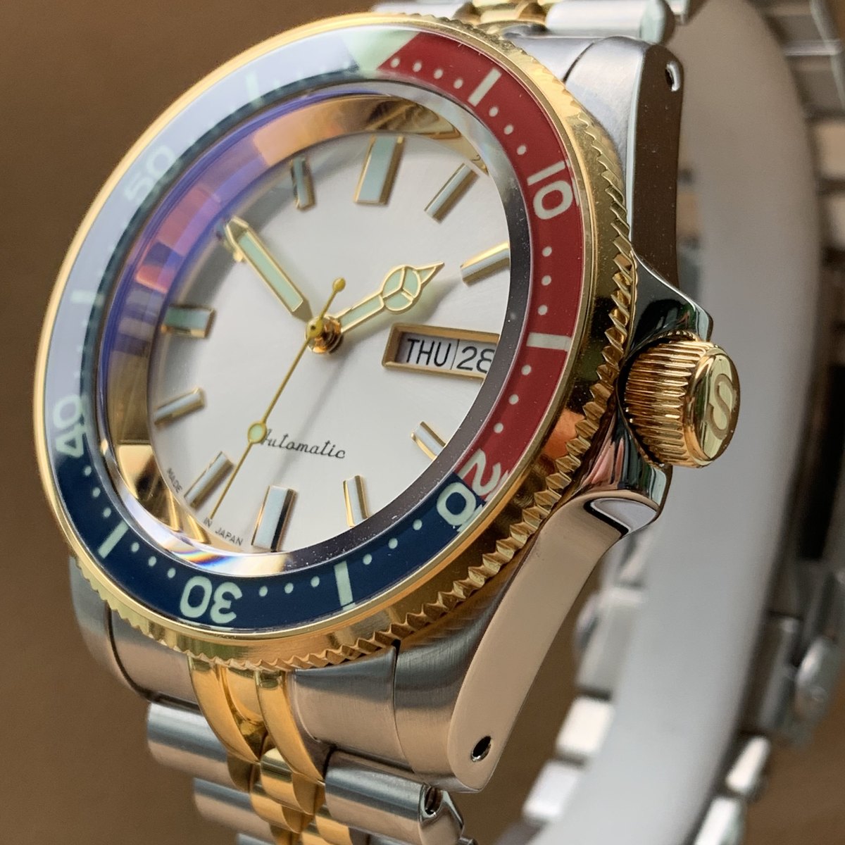 Contemporary OEM · 22