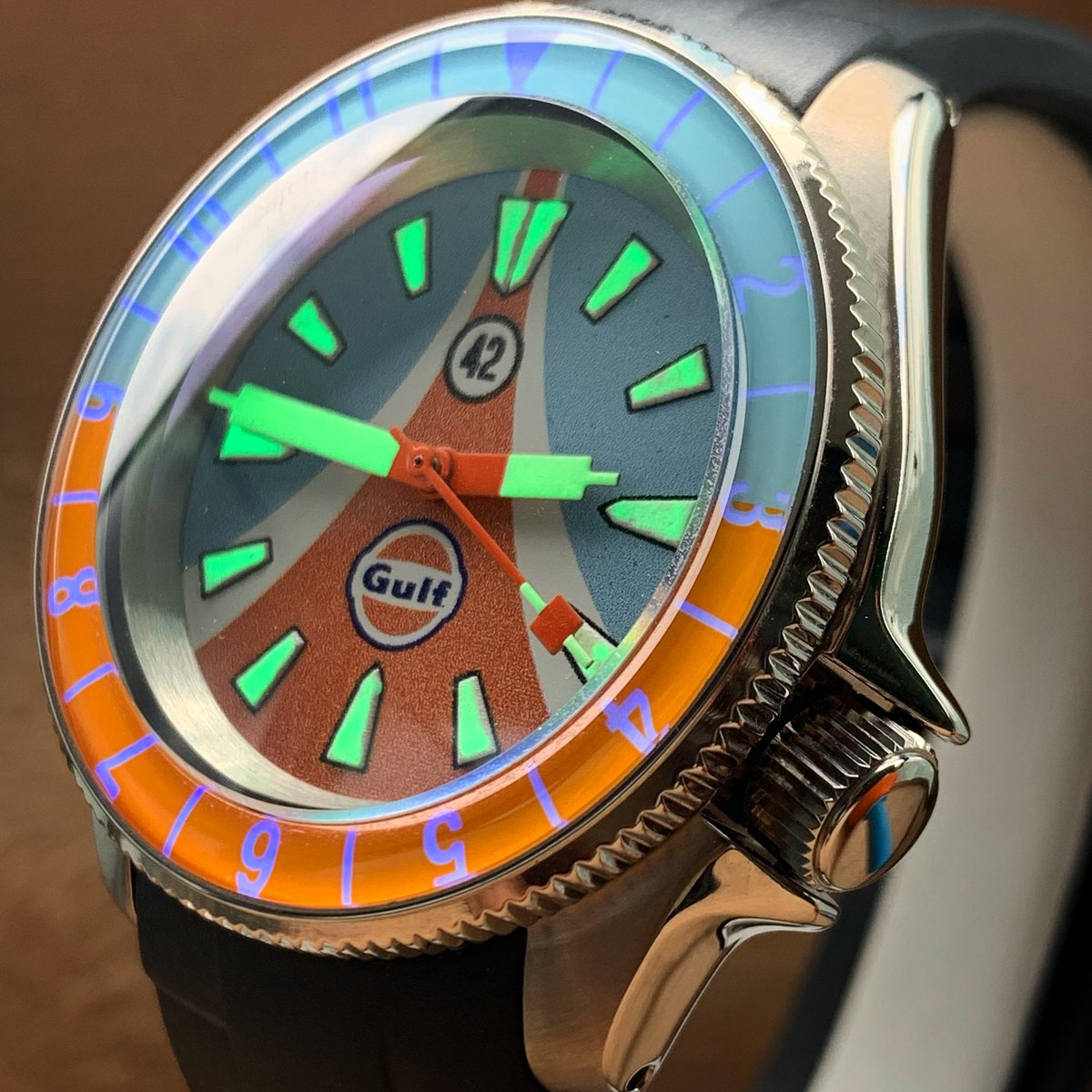 Bespoke dial · 11