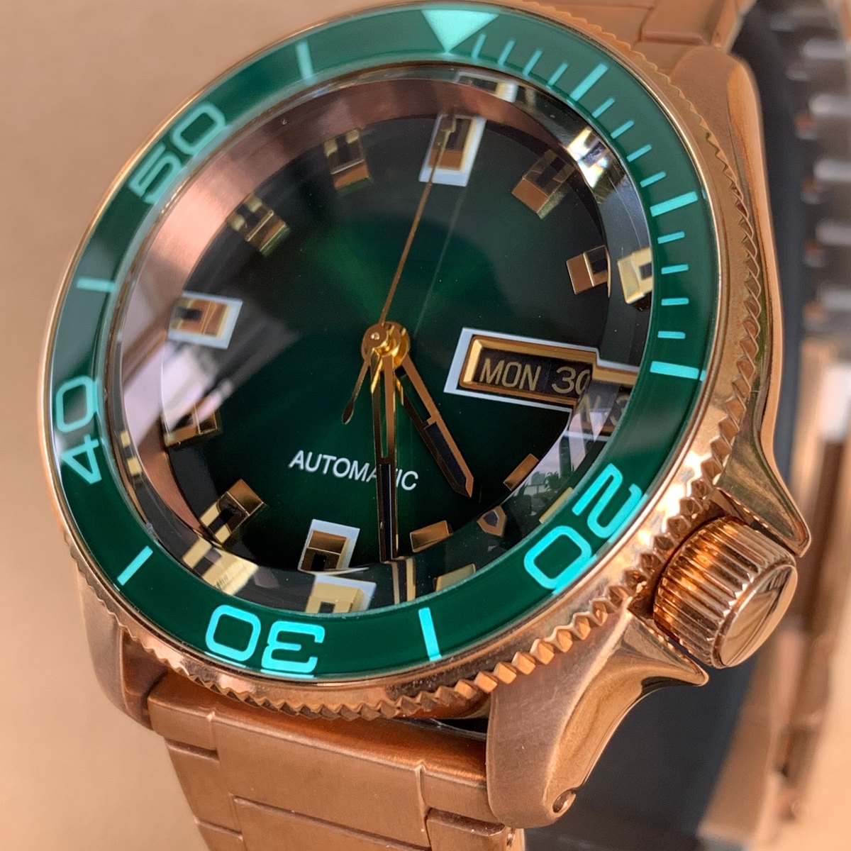 Contemporary OEM · 12